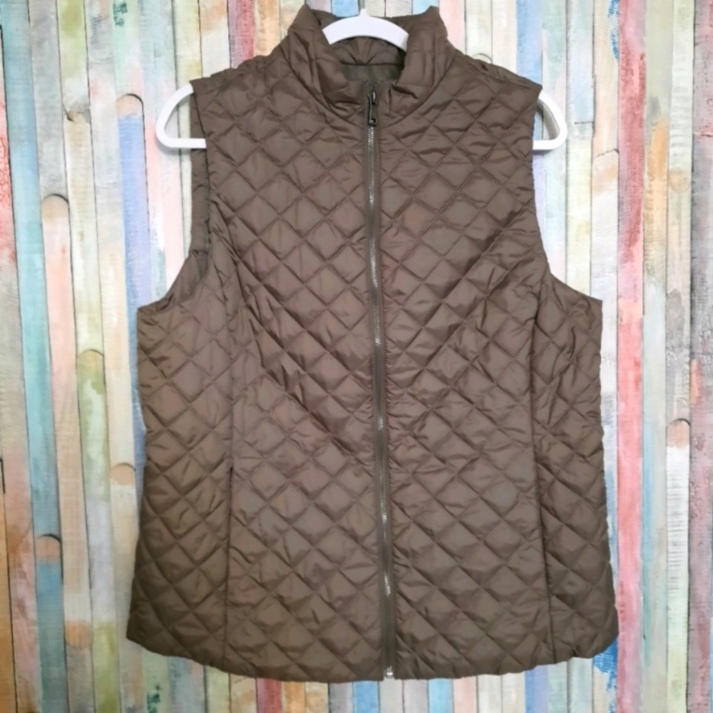 2 for 15 Women banana republic vest  .